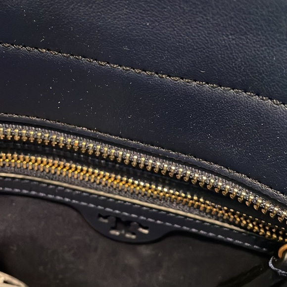 Tory Burch Gemini Link Snake Crossbody Bag - Picture 9 of 9